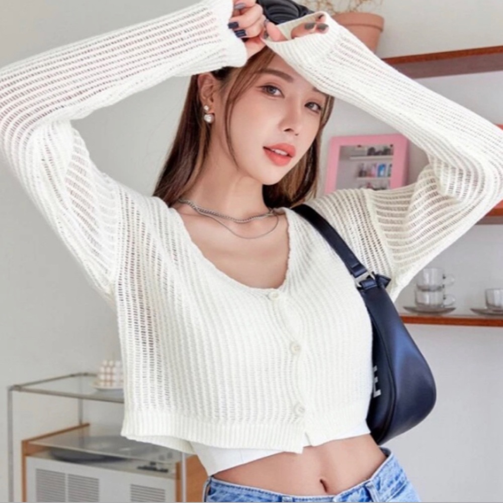 DAZY open knit white cropped cardigan